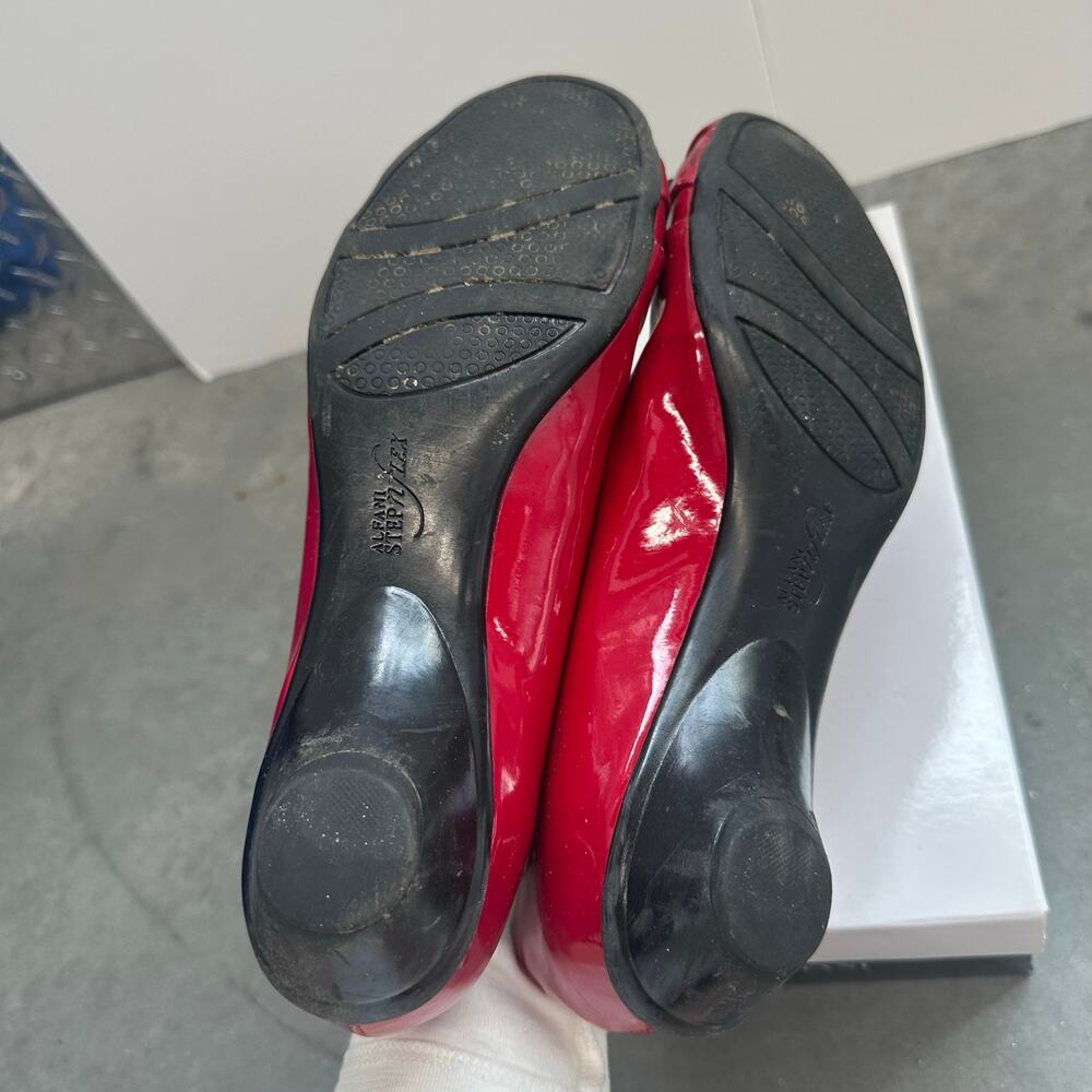 Alfani Cherry Red Patent Ballet Flats Size 8 - Picture 5 of 9